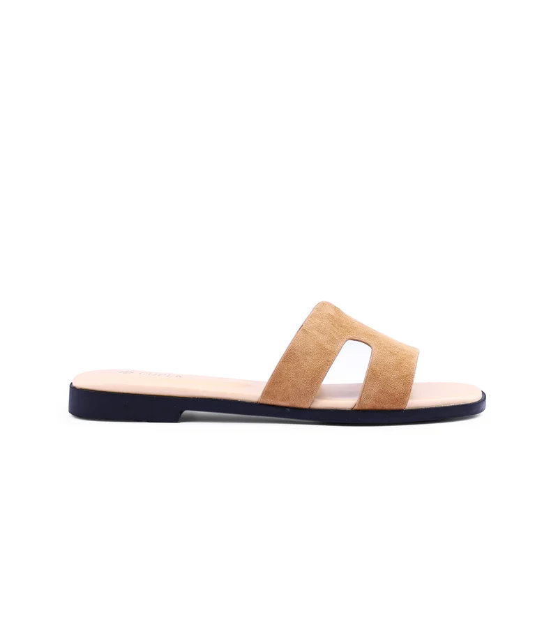 كابلي صنادل نسائية مسطحة من جلد الغزال