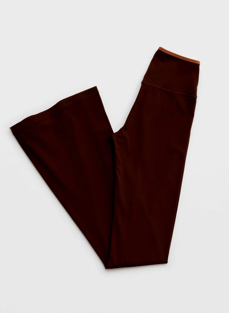 آري من امريكان ايجل High Waist Flared Leggings