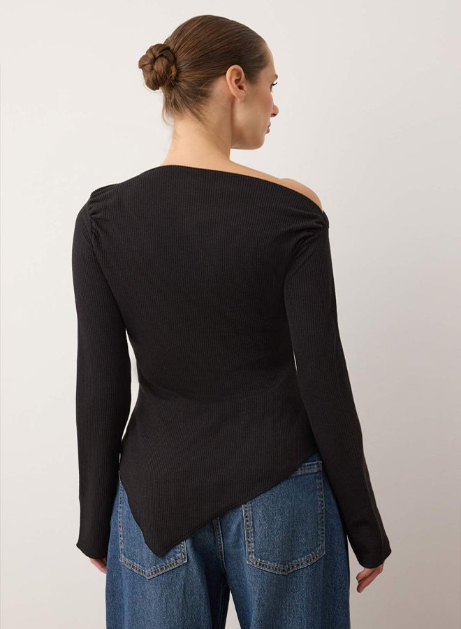 trendyol Black Draped Boat Neck Asymmetric Flexible Long Sleeve Knitted Blouse - Image 4