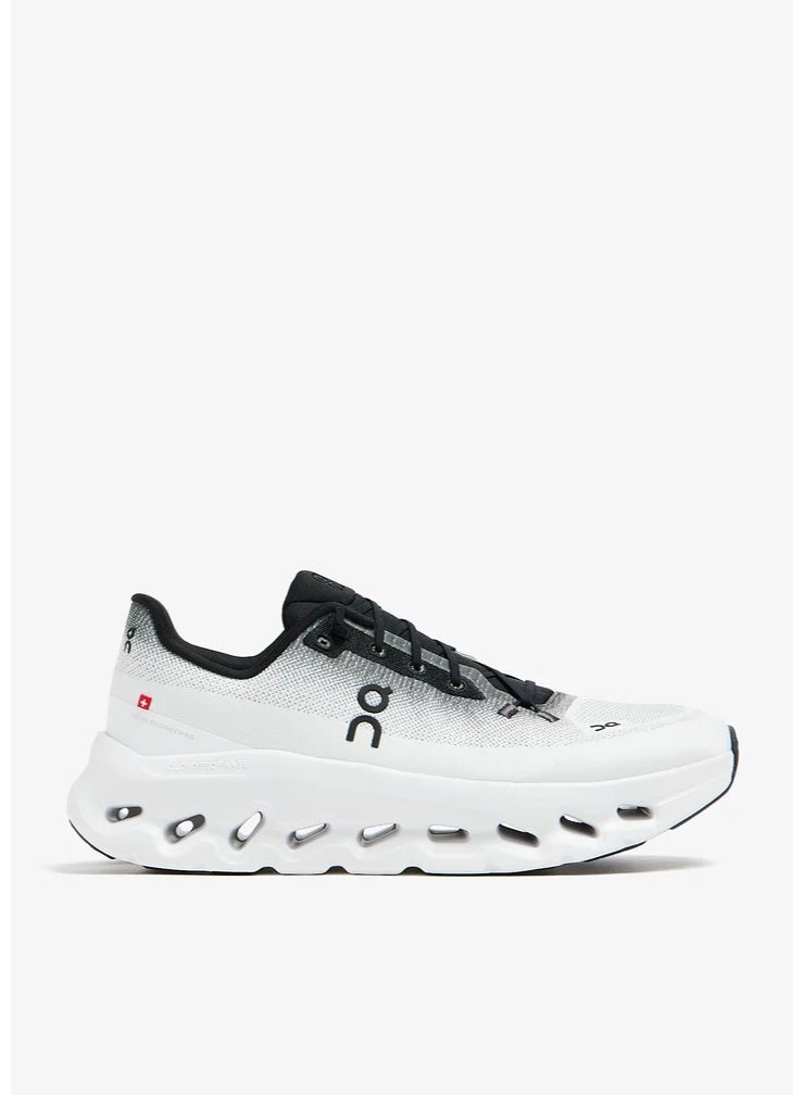 On Running Cloudtilt Sneaker- White/black - Image 1