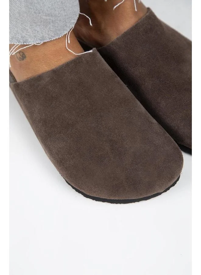 Manijero  Ruzqahi Women's Leather Genuine Leather Flat Sabo Coffee Slippers. for Women | Best Price UAE