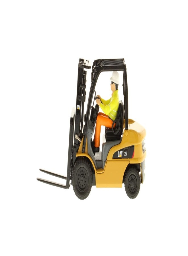 Diecast Masters 1:25 Caterpillar DP25N Lift Truck - Core Classics Series 85256C - Image 3