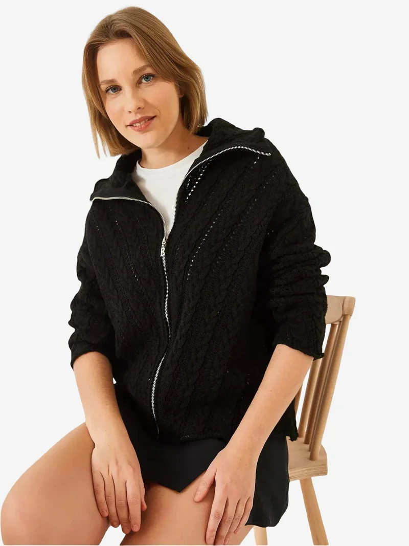 بيانكو لوتشي كارديجان لوكسي محبوك بنقوش وياقة بسحاب