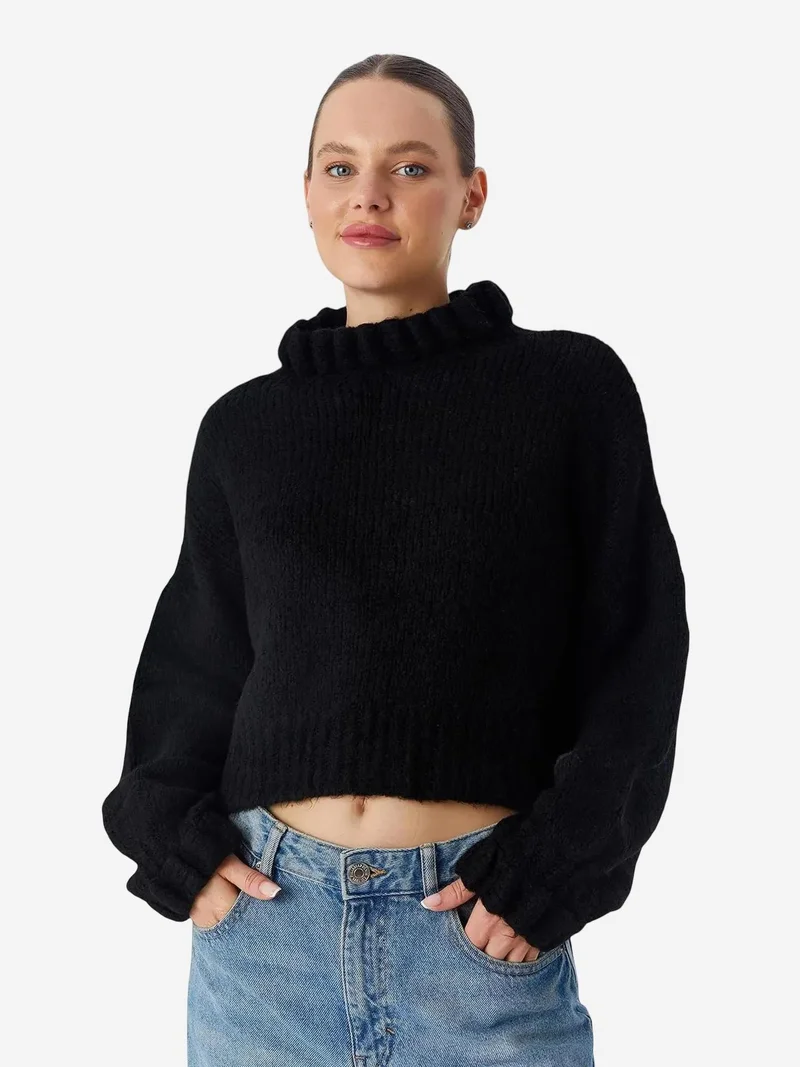 Mixray Black Mixray Thick Turtleneck Textured Crop Sweater for Women | Best Price UAE