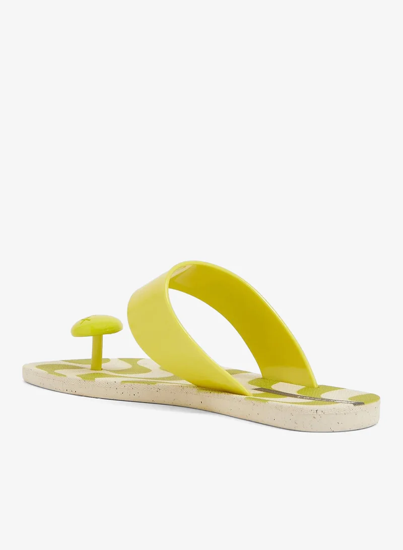 فويسيز صنادل نسائية بحزام واحد بنعل مطبوع - بيجأصفر