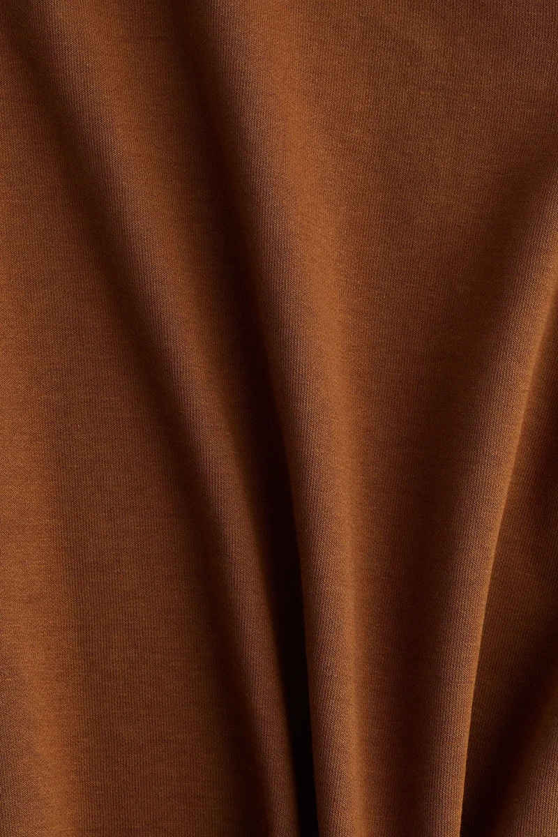 اتش اند ام بلوزة محبوكة