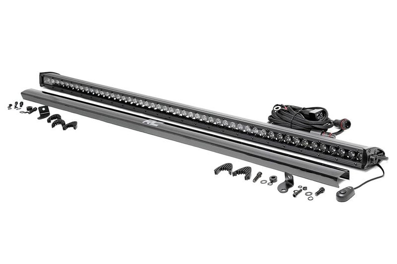 شريط إضاءة LED مفرد 50 بوصة من Rough Country 19200 لومن مصابيح Cree 240 واط شعاع مركّز للإضاءة في الطرق الوعرة مقاوم للماء لسيارات الجيب والشاحنات وUTV