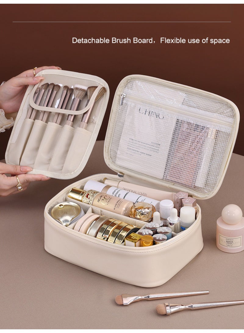 عربست حقيبة مكياج للسفر حقيبة مستحضرات تجميل كبيرة السعة، حقيبة مكياج محمولة واسعة الفتح منظمة للنساء لأساسيات السفر زجاجات إكسسوارات أدوات الزينة للسفر، فرش، أسود - Image 3