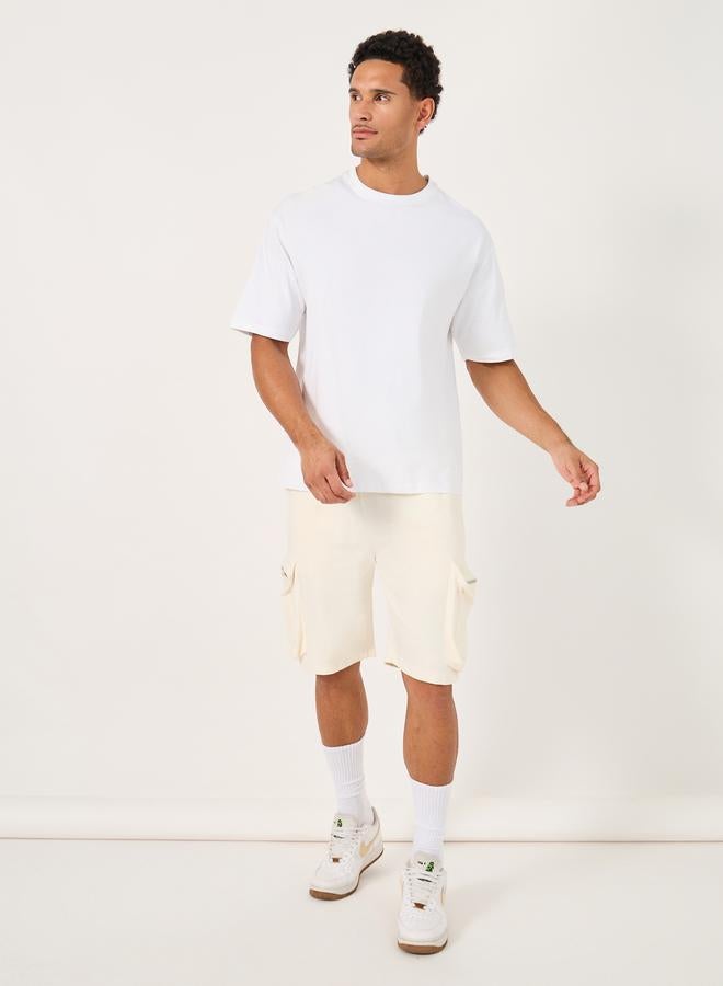 Styli Oversized Fit Utility Cargo Shorts with Zipper - Image 2
