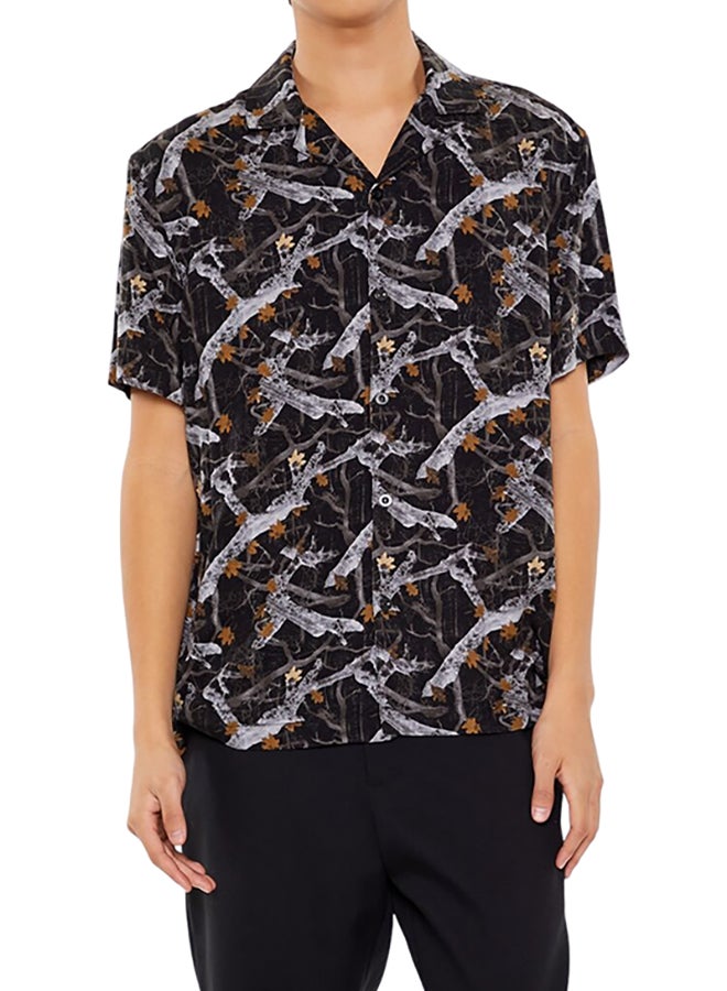 FOREVER 21 Leaf Print Short-Sleeve Shirt - Image 1