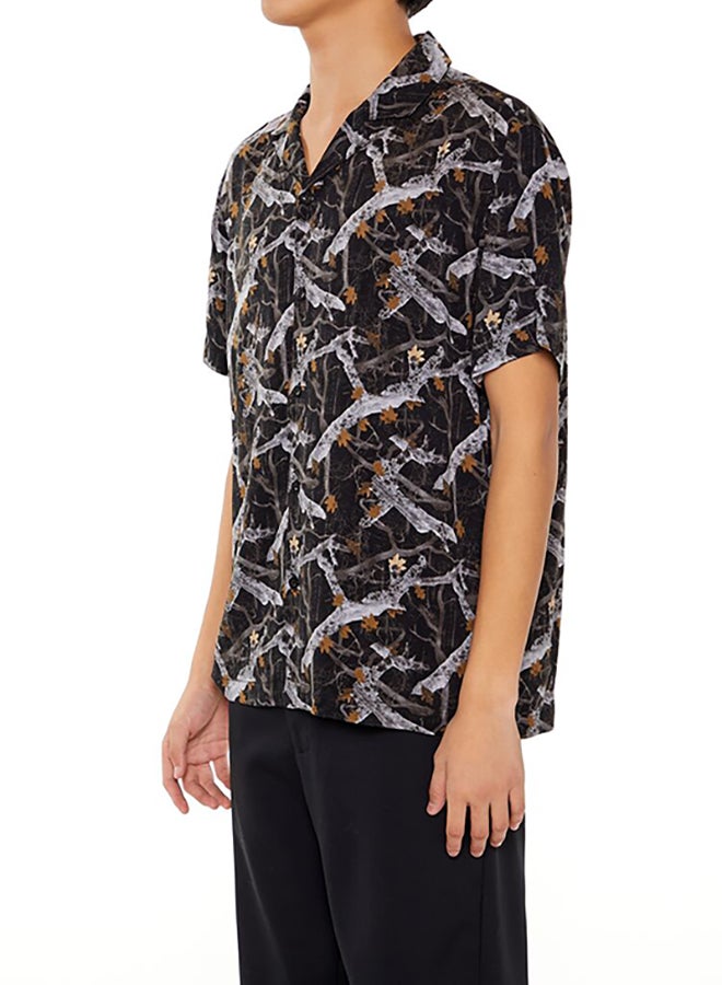 FOREVER 21 Leaf Print Short-Sleeve Shirt - Image 2