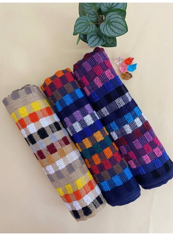 توالا طقم فوط مطبخ 3 قطع 3الوان ، امتصاص عالي، مقاس 50*70 سم، قطن 100% ،عملية وسهلة التنظيف. - Image 2