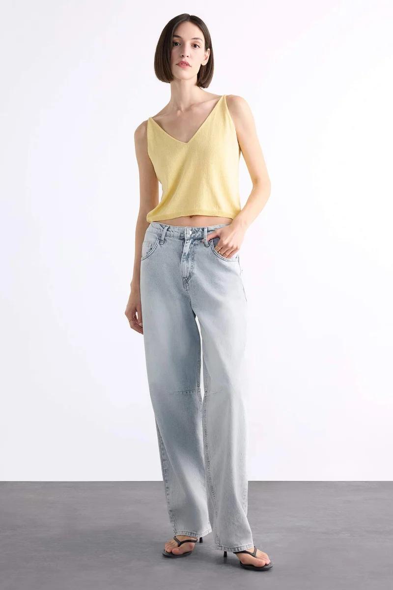 ديفاكتو Loose Fit Knitwear Tank Top