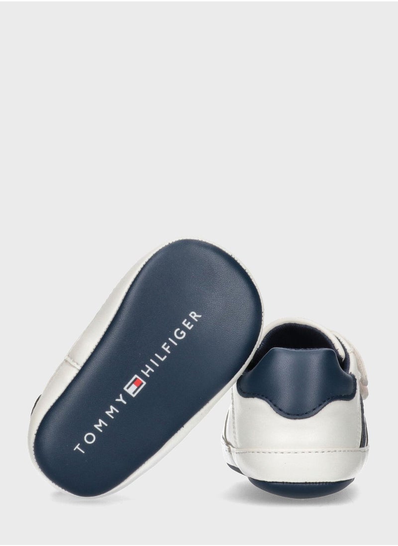 TOMMY HILFIGER - Kids Low Top Velcro Sneakers - Image 1