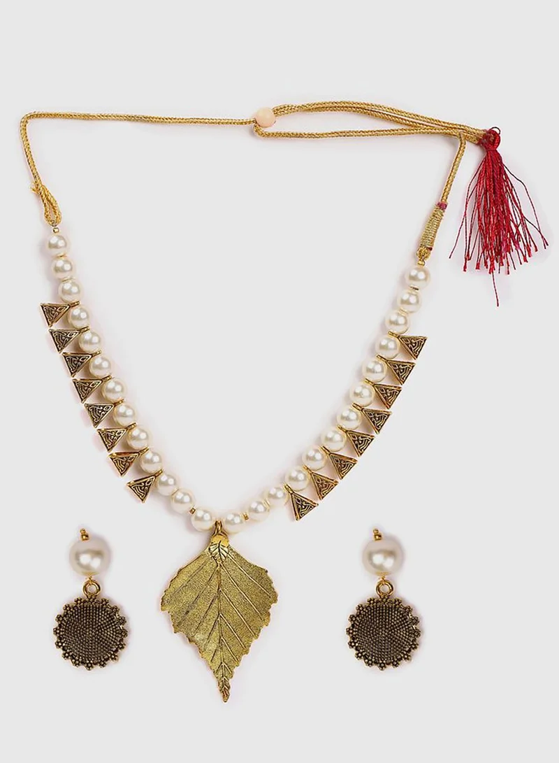 SOHI Gold-Plated Antique Leaf Loops Beaded Necklace Set