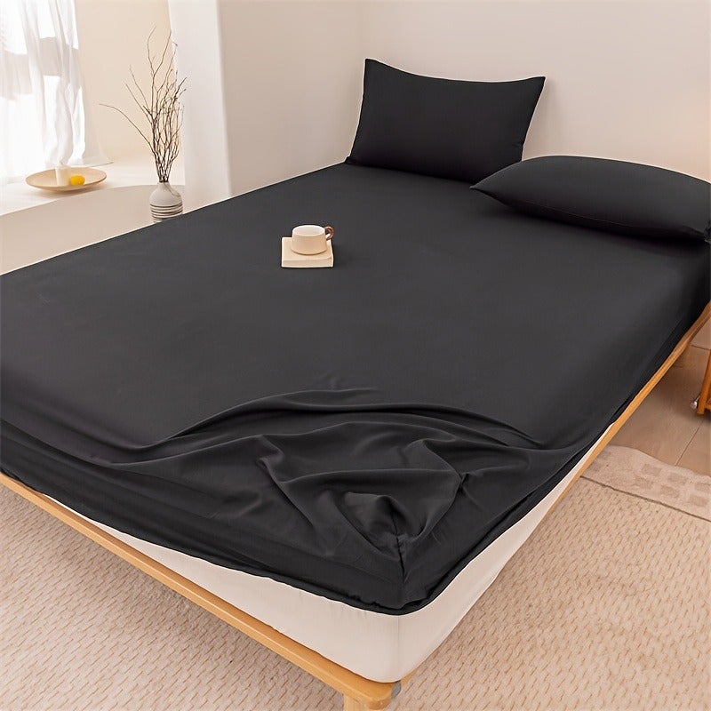 Deep Pocket New Soft Comfortable Skin-Friendly Fitted Sheet Single Piece All-Around Cover Mattress Dust Cover Four Seasons Non-Slip Mattress Protector - Image 1