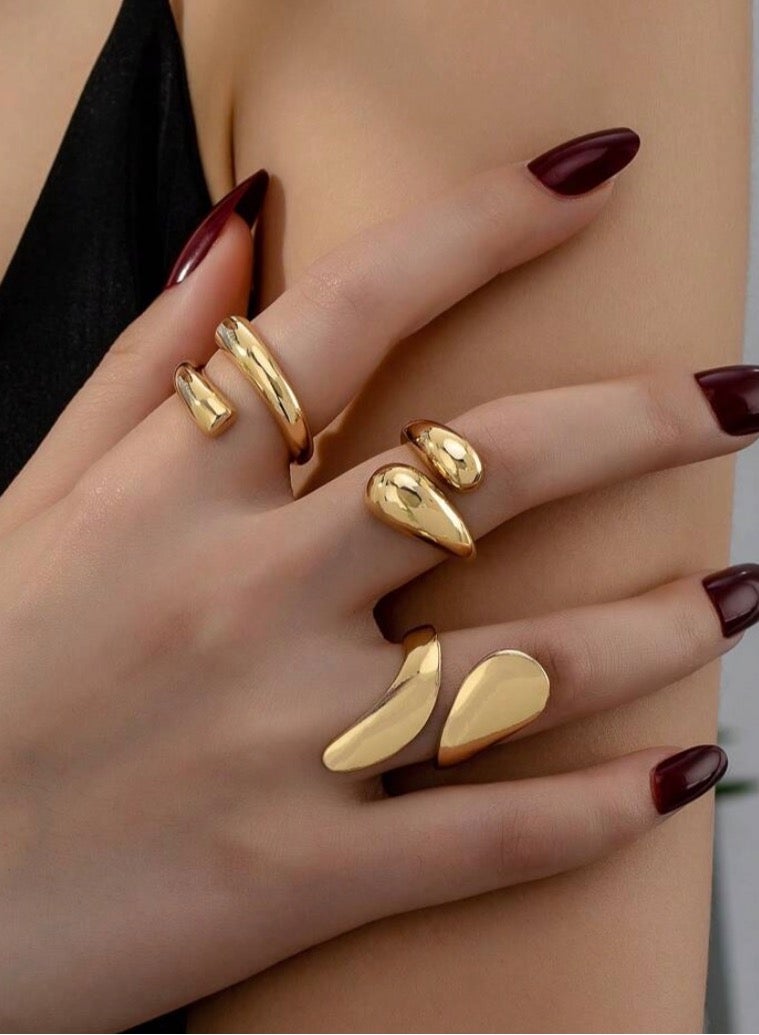 إيكوال مجموعة خواتم من 3 قطع نسائية أنيقة باللون الذهبي بمقاس موحد - Image 1