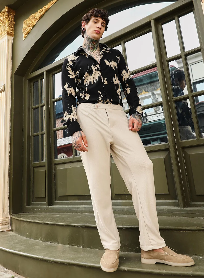 Campus Sutra Campus Sutra Men's Saltbox Beige Textured Extended-Waistband Trousers | Mid-Rise , Straight Hem , Button Closure , Tailored-Fit | Solid Textured | Polyester Blend Trouser For Casual Wear
