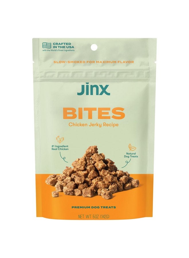 جينكس Jinx Chicken Bites، مكافآت الكلاب من لحم البقر المقدد الناعم، دجاج حقيقي مدخن ببطء، قليل السعرات الحرارية ومليء بالنكهة، بدون مواد مالئة، وجبة خفيفة بحجم اللقمة، 5 أونصة - Image 1