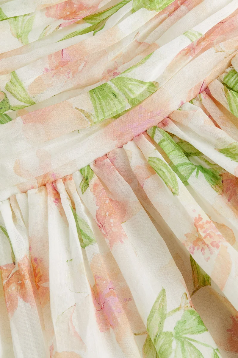 اتش اند ام فستان باندو بتنورة واسعة