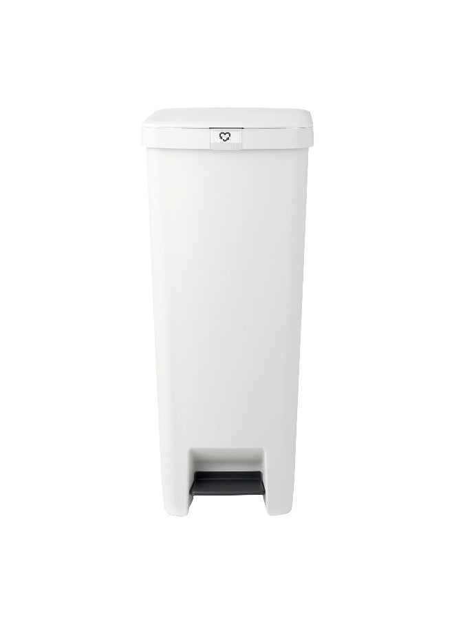 brabantia Compact Soft-Closing Non-Slip Stepup Pedal Bin Light Grey 40 Liter 800009  - Image 1