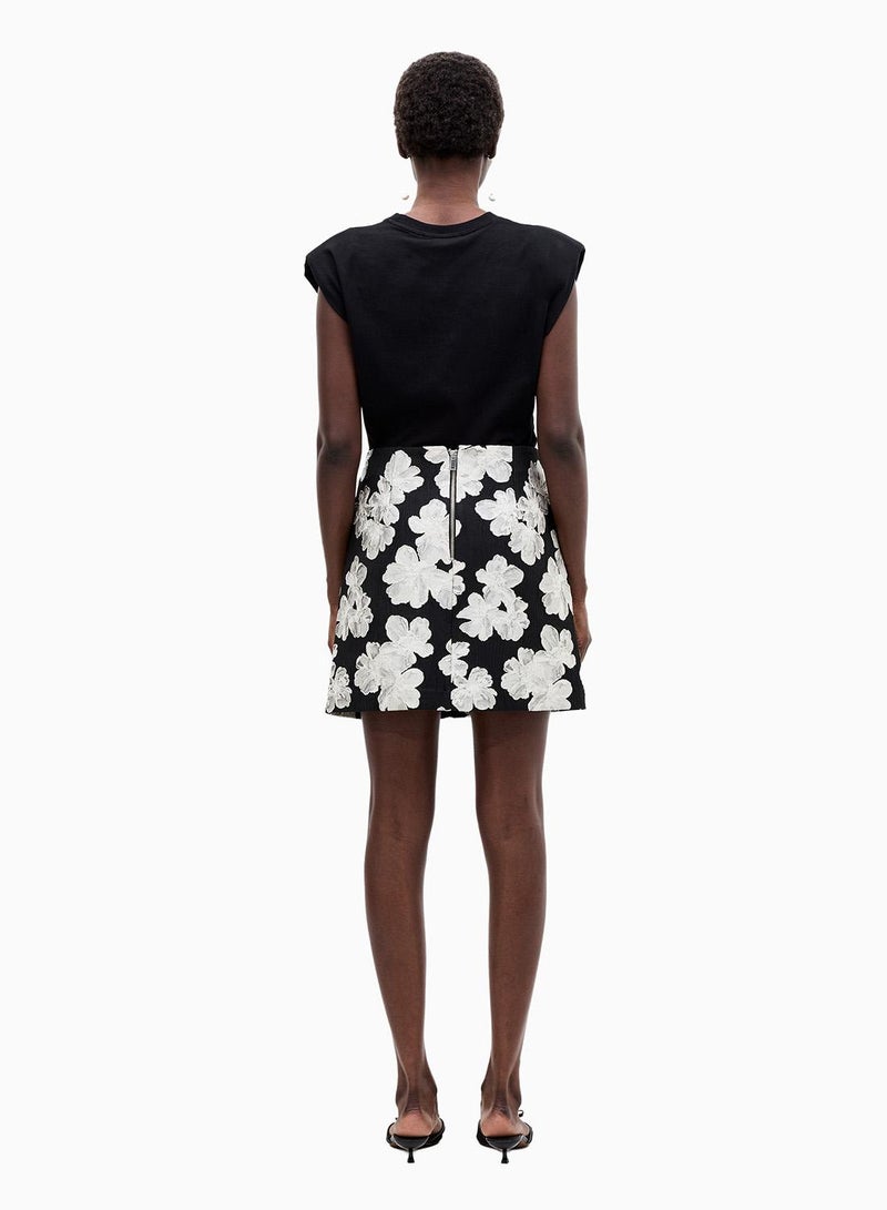 فرنش كونكشن تنورة لورا بولي جاكار قصيرة - Image 2