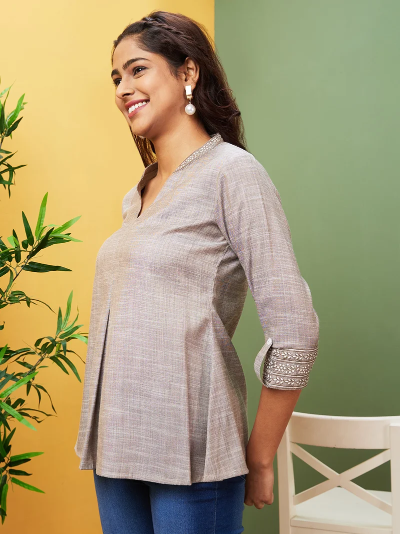 جلو باص Women Embroidered Flared A Line Tunic