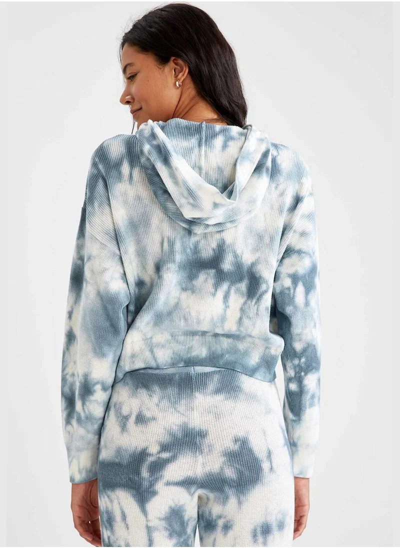 ديفاكتو Woman Cropped Fit Hooded Pullover