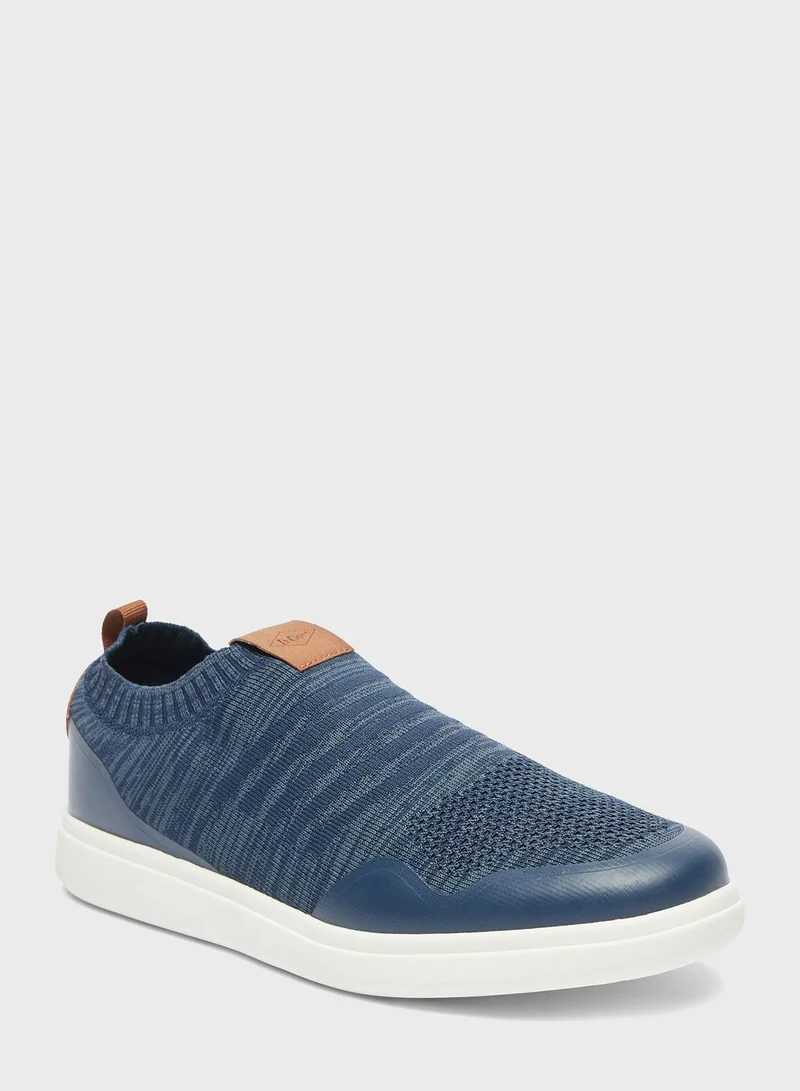 لي كوبر Casual Slip Ons Shoes