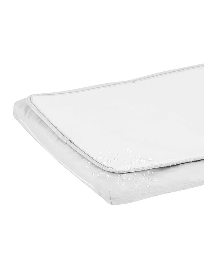 بيبي موف Nomadcare Waterproof Travel Changing Mat, Waterproof Design , Easy To Clean And Maintain Hygiene While Changing Your Baby On The Go, Compact And Portable, Making It Convenient For Travel