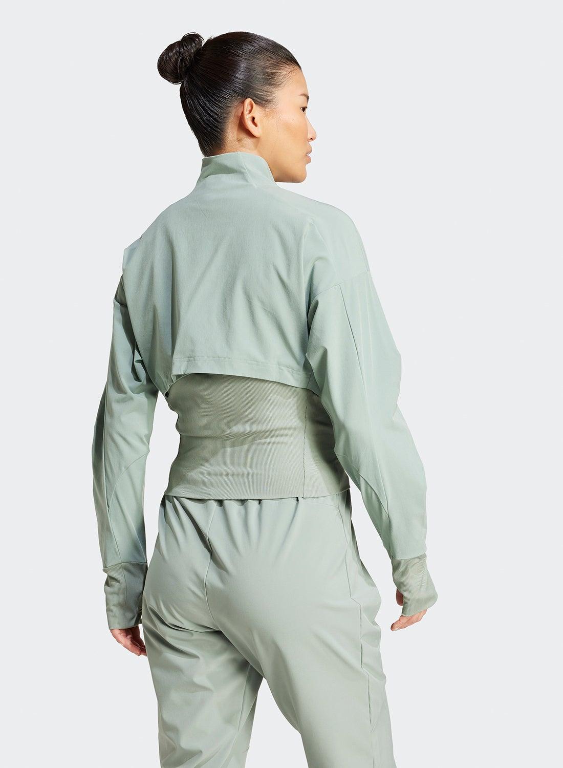 ملابس تدريب نسائية علوية