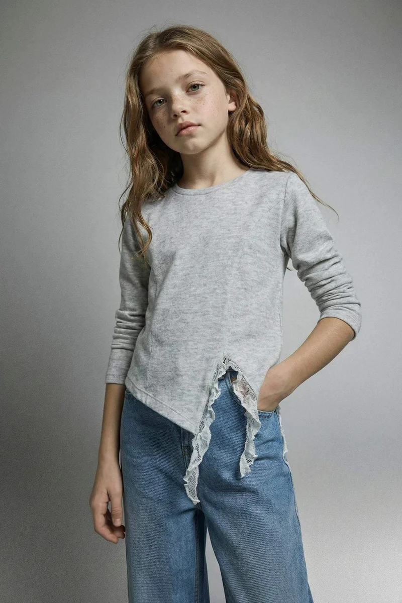 ديفاكتو Girl Slim Fit Lace Detail Ribbed Camisole T-Shirt