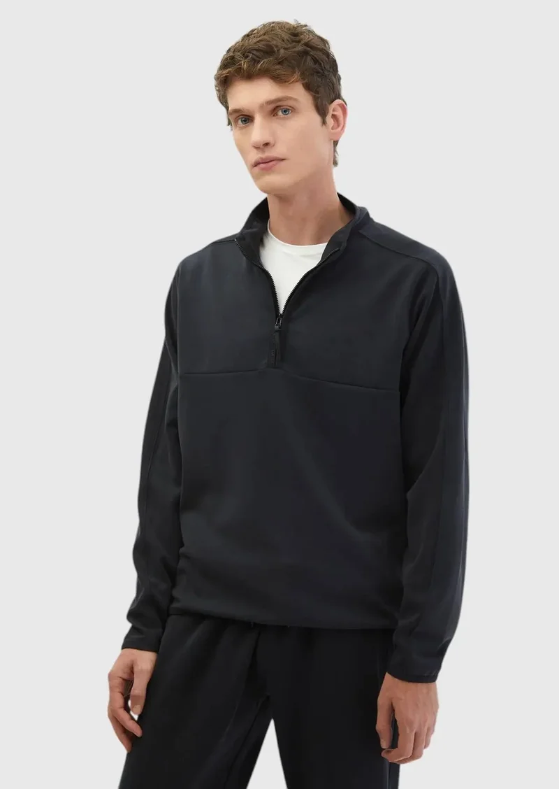 RAMSEY Black Turtleneck Plain Sweatshirt