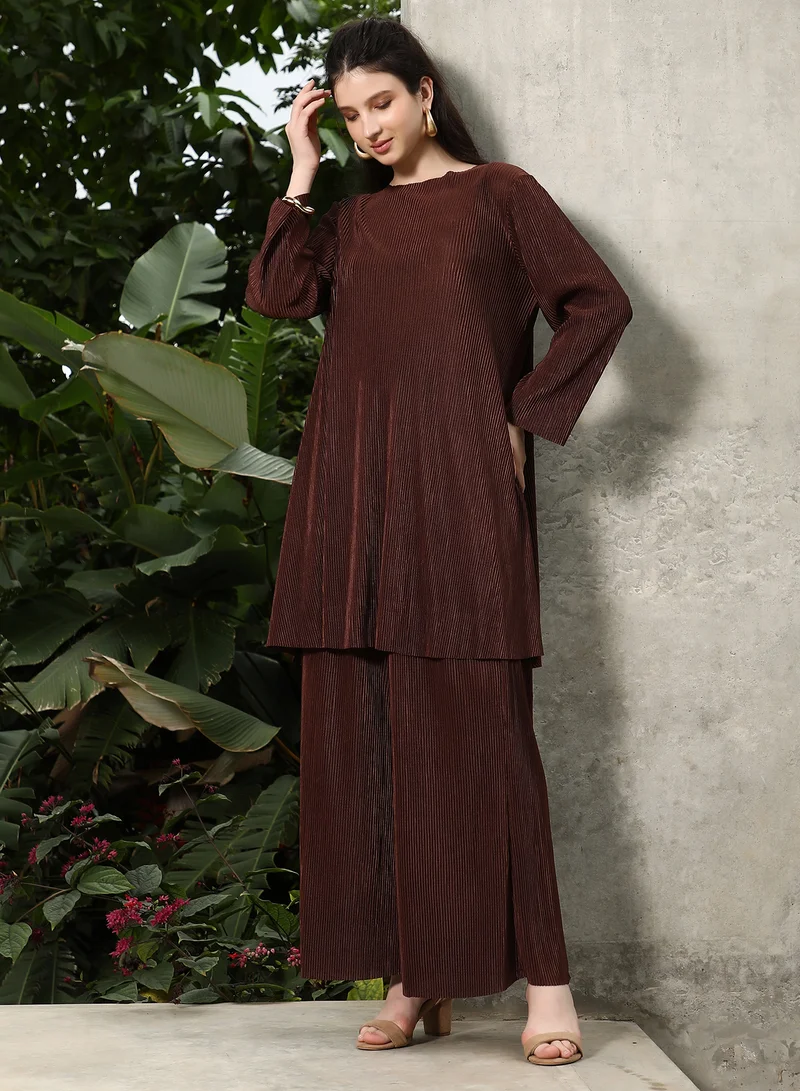 QISSA Qissa Women's Coffee Brown Solid Pleated Kurta Set For Ethnic Wear | Round Neck, Long Regular Sleeves | Solid Pleated Fabric | 2 Piece Kurta Set Designed For Casual & Daily Wear