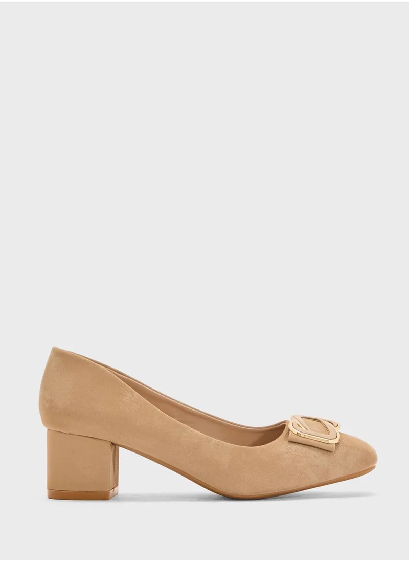 بيتك ستيبس Low Block Heeled Pump