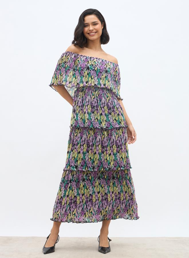 ستايلي فستان ماكسي بطبعات زهور شاملة وكتف مكشوف وطبقات - Image 2