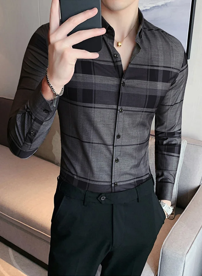 تايك تو قميص مخطط بأزرار أمامية وأكمام طويلة