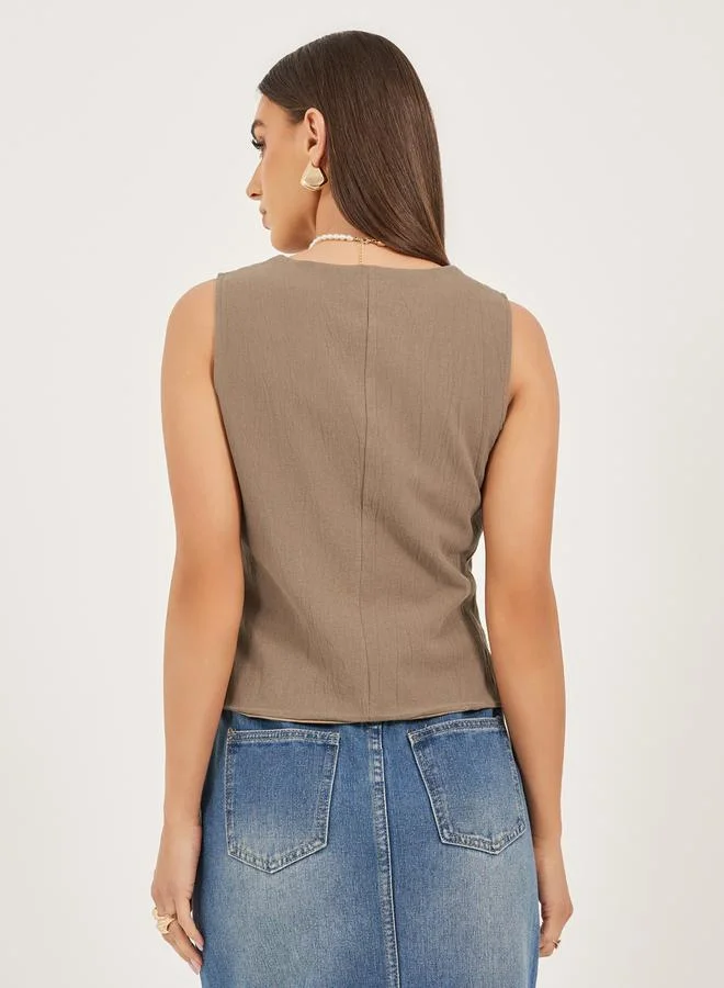 Styli Textured Waistcoat with Pockets Detail
