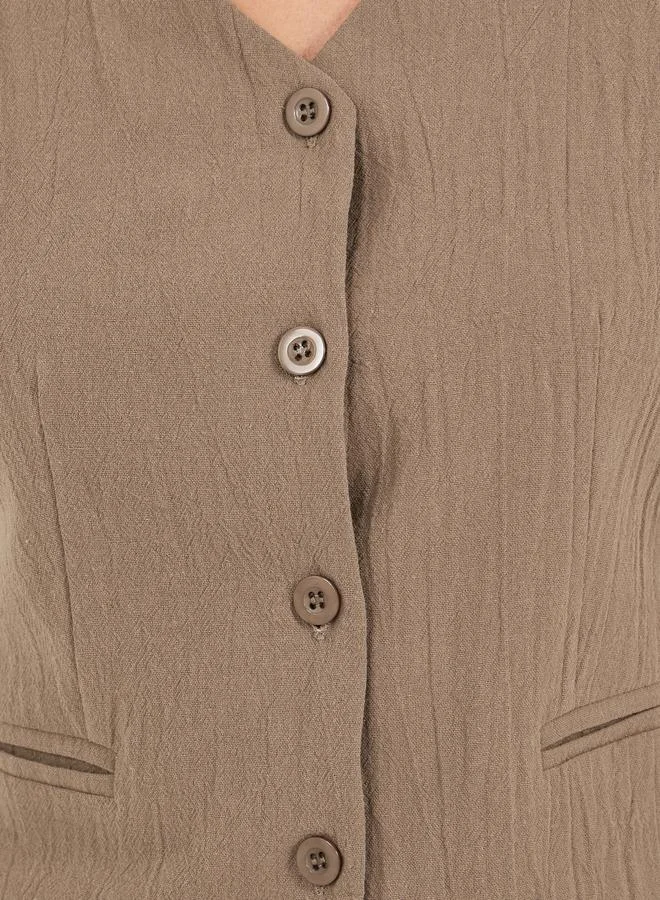 Styli Textured Waistcoat with Pockets Detail