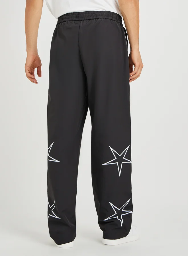Styli Styli Star Printed Oversized Open Hem Joggers with Piping Detail
