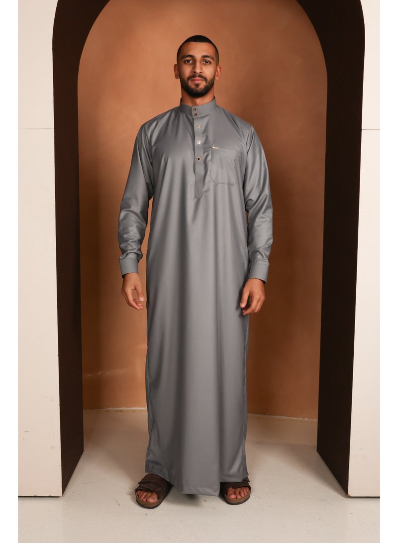 Yigo by Mariam Qamis Izzak – Men’s Long Qamis in Steel Grey | Premium Italian Fabric | Front Pocket Thobes | Mens Thobes  - Image 3