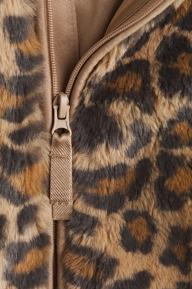 H&M Patterned fluffy jacket