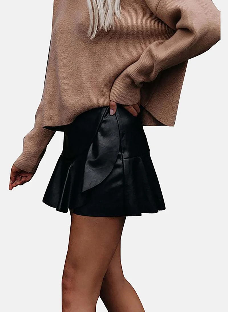 YUNIQEE Black A-Line Solid Mini Skirt