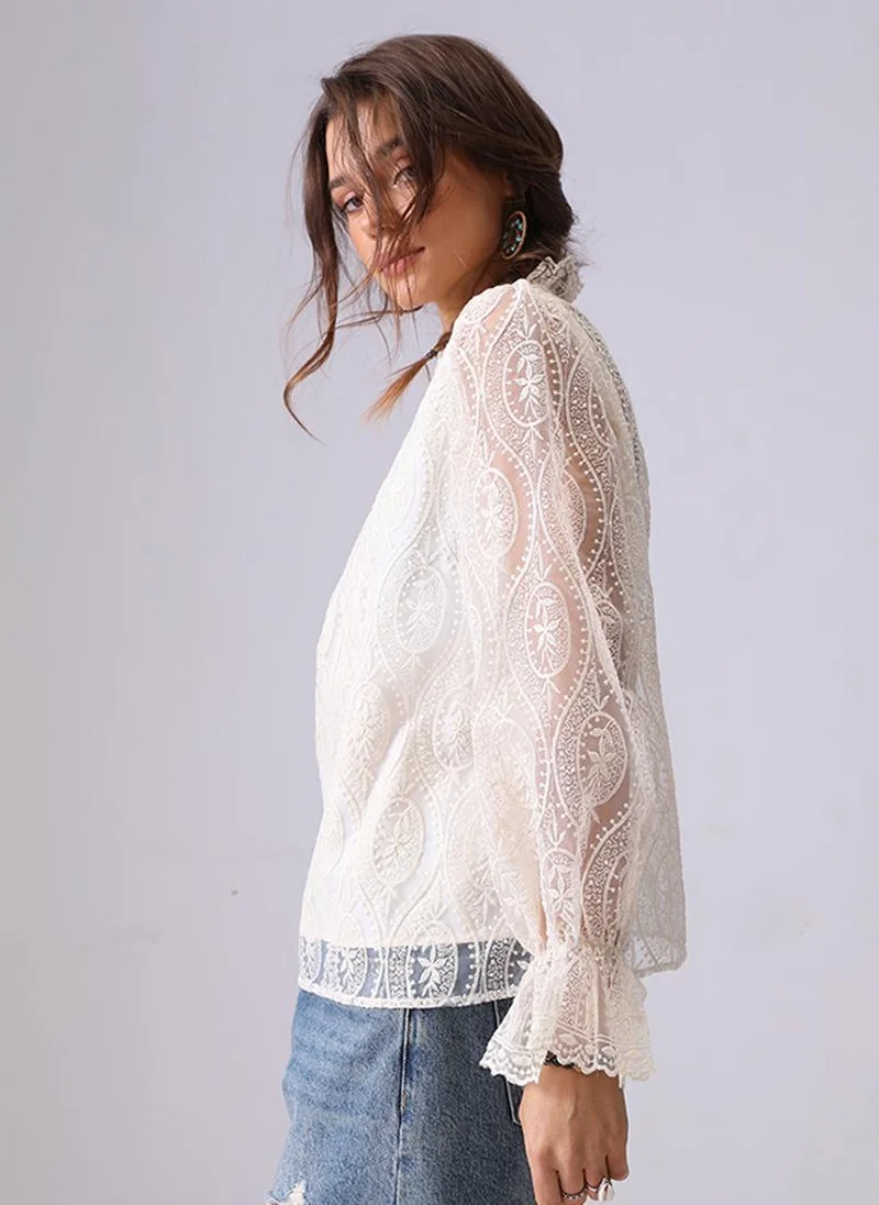 YUNIQEE White Round Neck Long Sleeves Regular Top