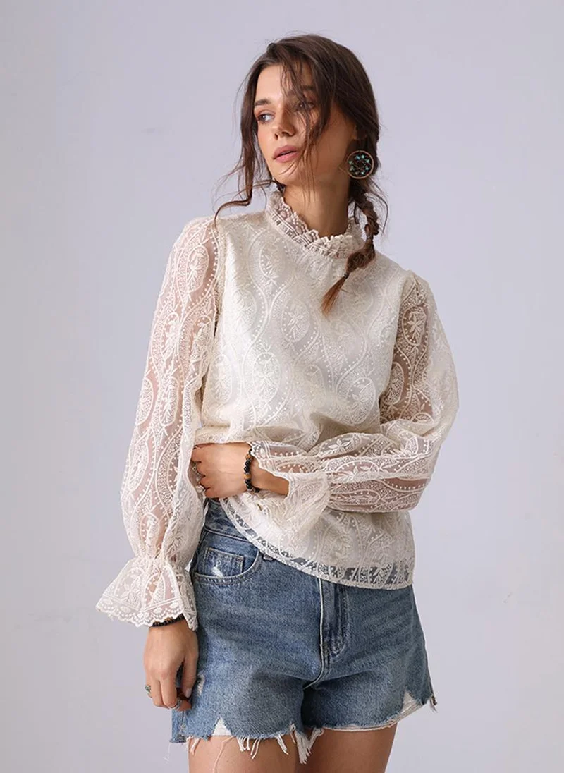 YUNIQEE White Round Neck Long Sleeves Regular Top