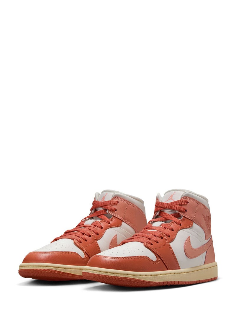Jordan Air Jordan 1 Mid  - Image 3