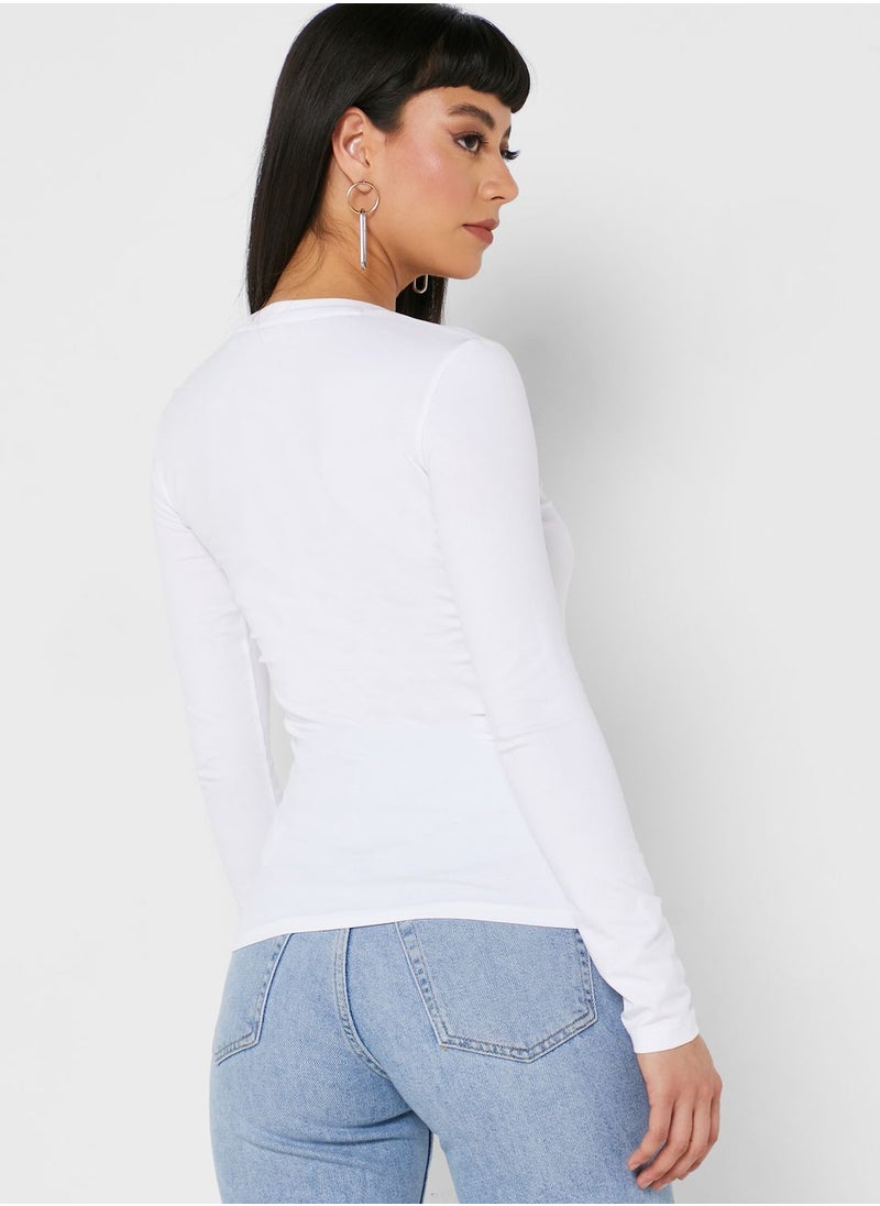 GUESS - Crew Neck Graphic T-Shirt - Image 1