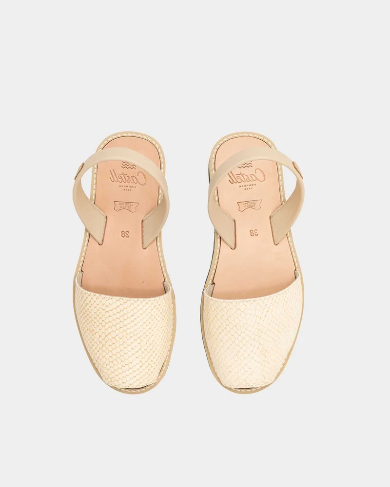 كاستل مينوركا هـ مادونا فولانتو سييرفو