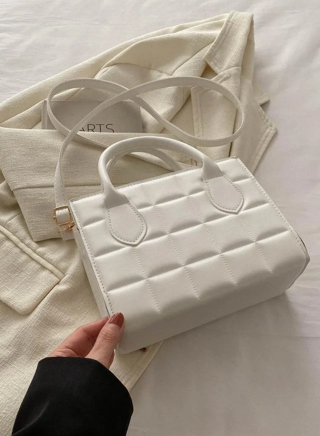 تايك تو White Quilted Shoulder Bag