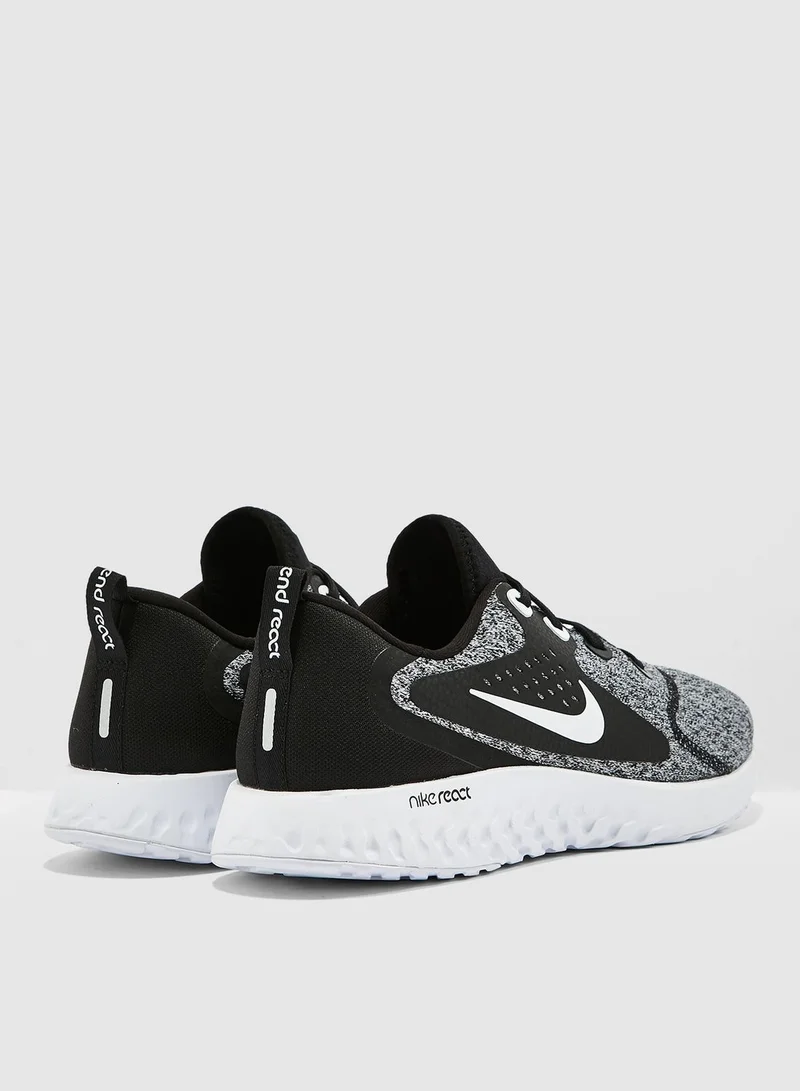 Nike Legend React